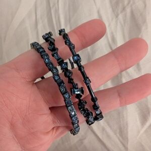 EUC Set Of 3 Navy Gunmetal Malia Bangles